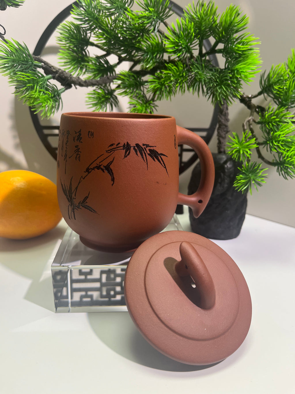 宜兴紫砂杯（Yixing Purple Clay Teacup）