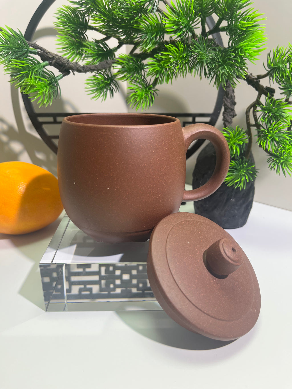 宜兴紫砂杯（Yixing Purple Clay Teacup）